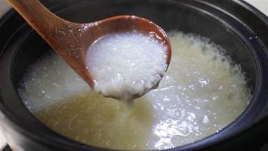 煮白粥時，10個家庭7個錯，牢記3個小竅門，大米下鍋就開花黏稠！