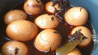 祖傳茶葉蛋做法，不加一滴醬油，茶香味濃，做法簡單超好吃