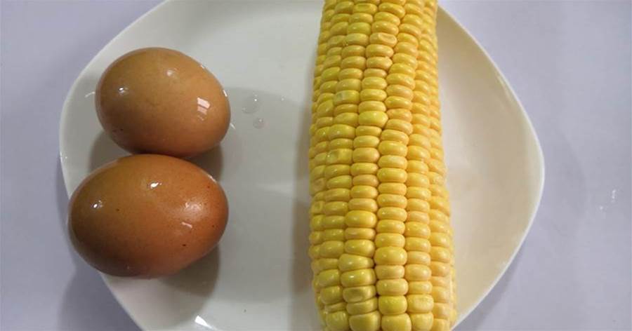 玉米新吃法，別再白水煮著吃，2顆雞蛋一根玉米，香滑好吃營養好消化
