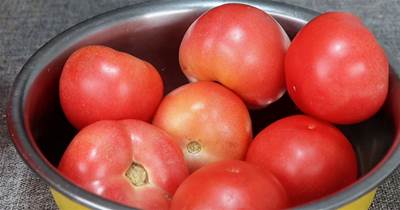 趁番茄便宜好吃，教你1個保存妙招，放一年不壞，簡單實用