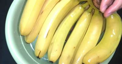 香蕉放2天就發黑？果農：教你正確做法，放一個月都新鮮，真實用